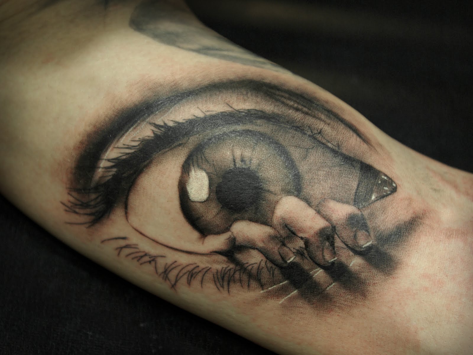 Eyes Tattoo 001