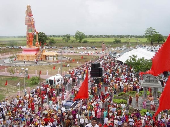 crowds hanuman