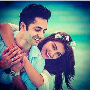 Love Couple Whatsapp DP Pro 300x300